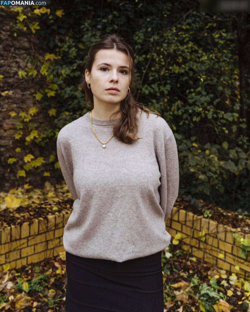 Luisa Neubauer / luisaneubauer Nahý OnlyFans  Uniklá fotka #133