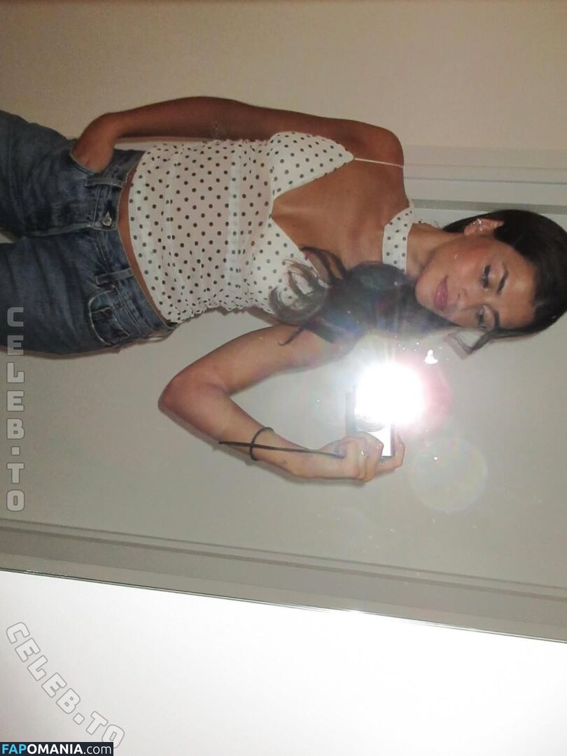 Luisinha Oliveira / luisinha_oliveira / luisinhaoliveira99 Nahý OnlyFans  Uniklá fotka #3