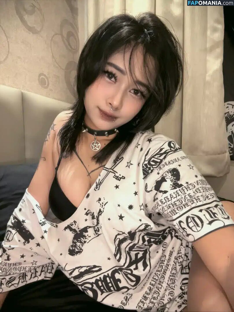 Luna Domsyou Nahý OnlyFans  Uniklá fotka #5