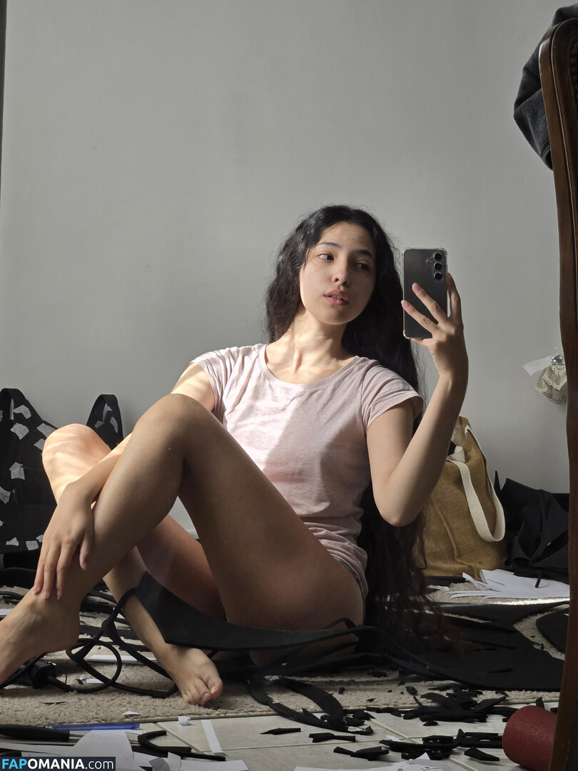 Luna Myosotis / LunaMyosotis Nahý OnlyFans  Uniklá fotka #1