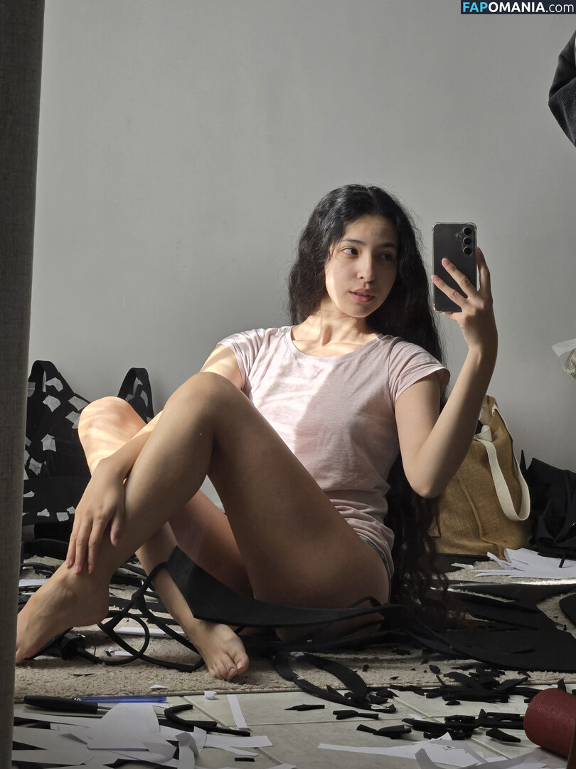 Luna Myosotis / LunaMyosotis Nahý OnlyFans  Uniklá fotka #4