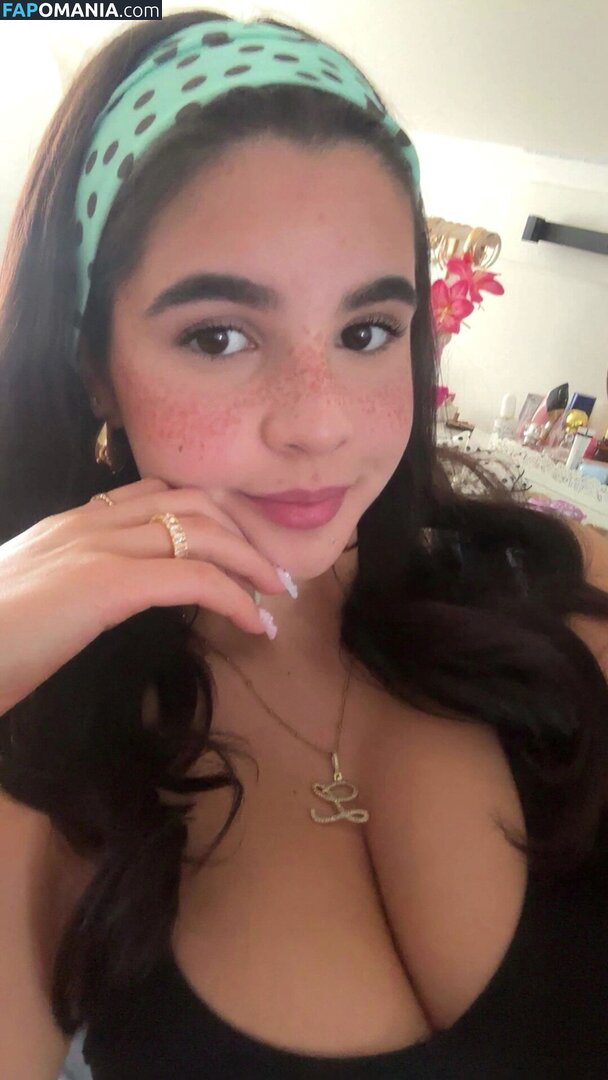 Lunaosantos_23 Nahý OnlyFans  Uniklá fotka #1