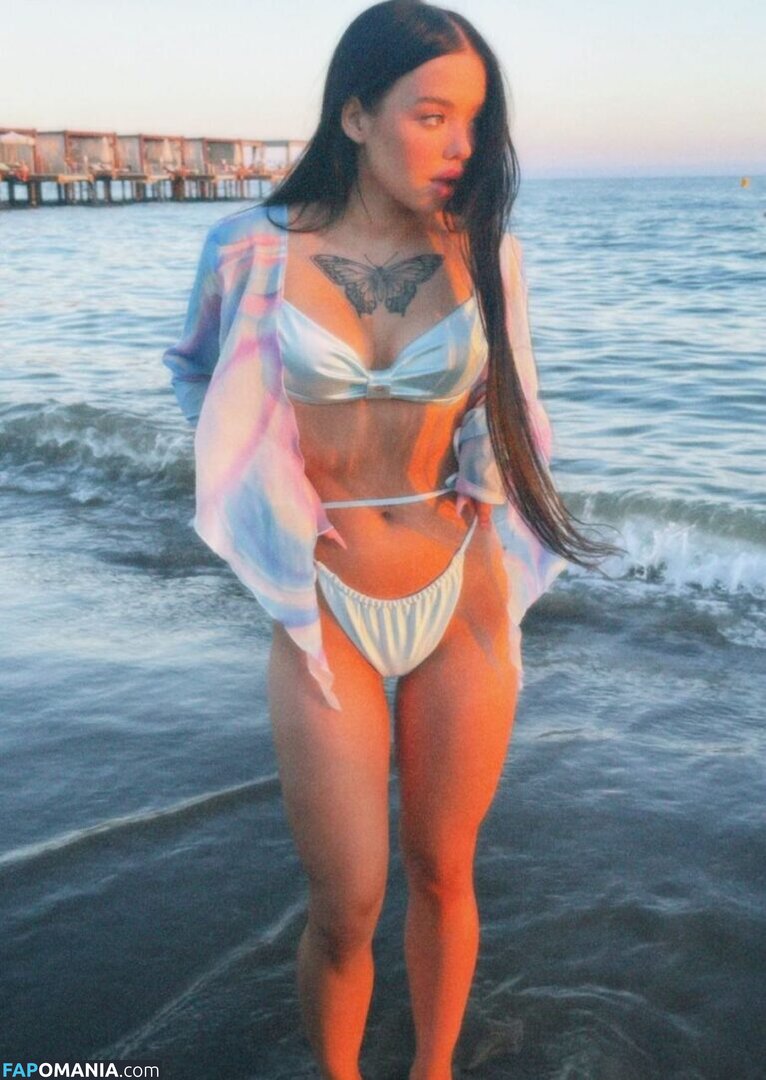 lyna_com2000 Nahý OnlyFans  Uniklá fotka #8