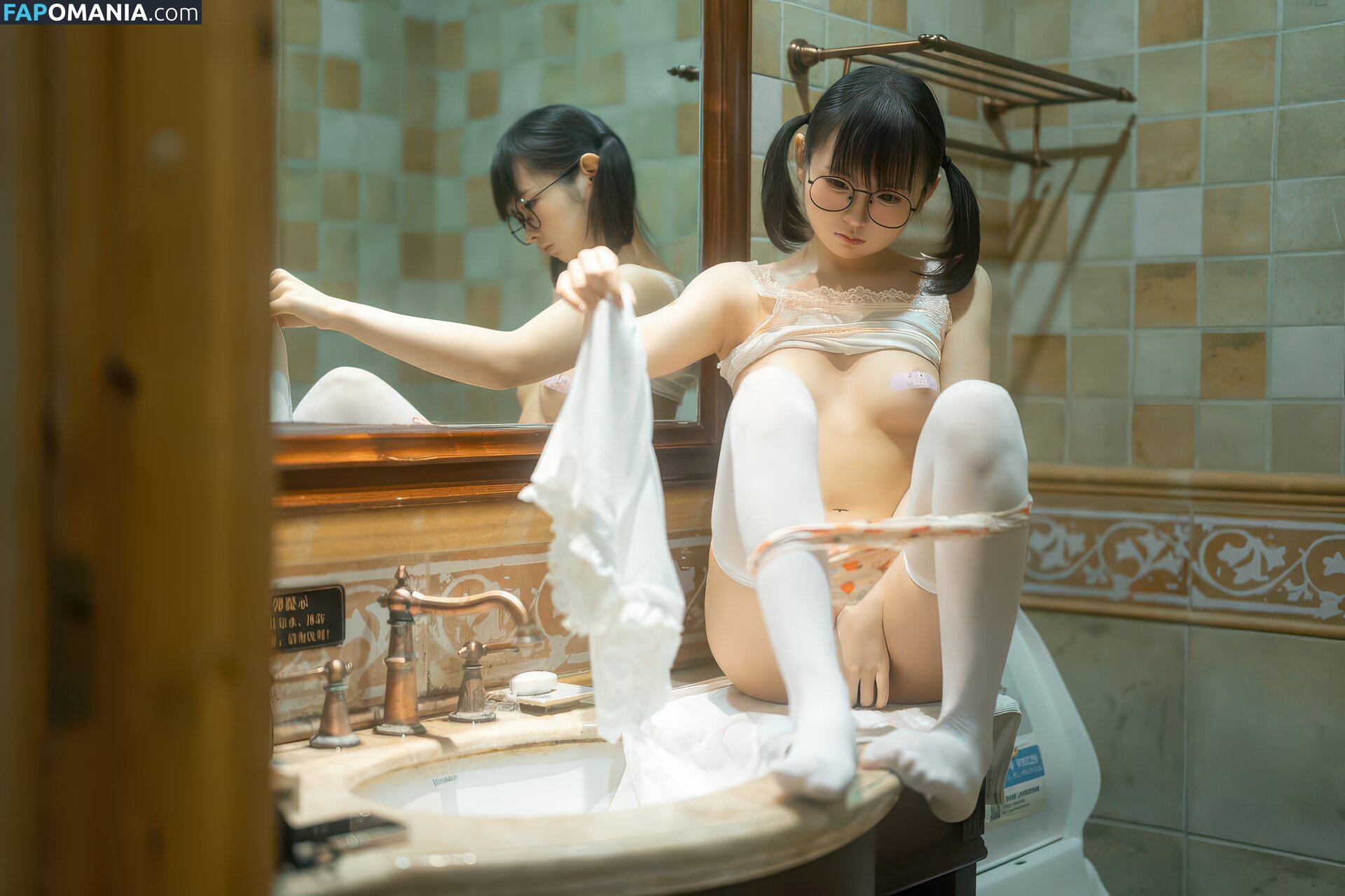 LynnLi7698 / 学徒林恩 / 幼水铃衣 / 幼水铃衣m Nahý OnlyFans  Uniklá fotka #4