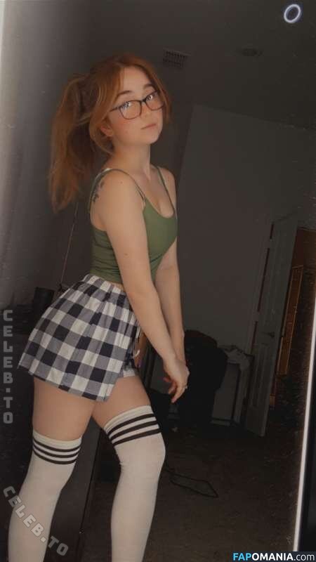 Lyssaurora / https: Nahý OnlyFans  Uniklá fotka #330
