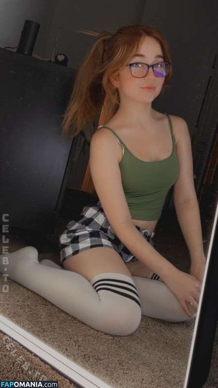 Lyssaurora / https: Nahý OnlyFans  Uniklá fotka #336