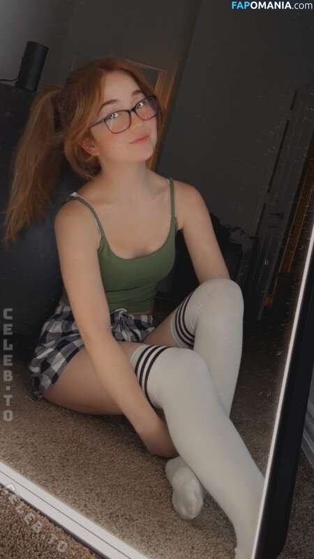 Lyssaurora / https: Nahý OnlyFans  Uniklá fotka #339