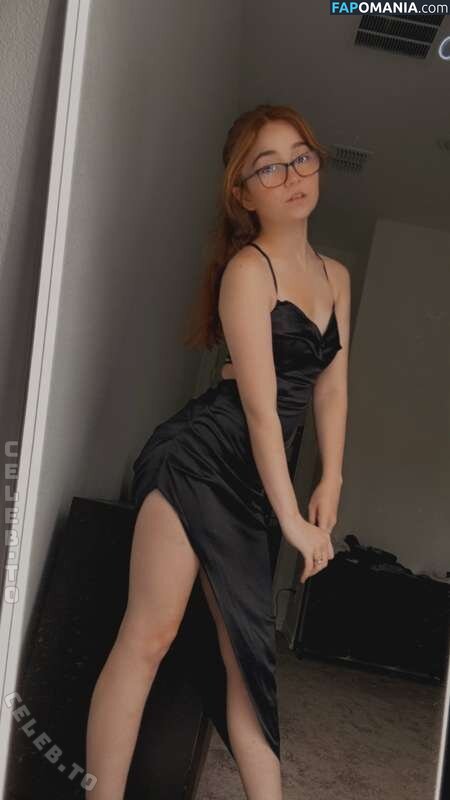 Lyssaurora / https: Nahý OnlyFans  Uniklá fotka #352