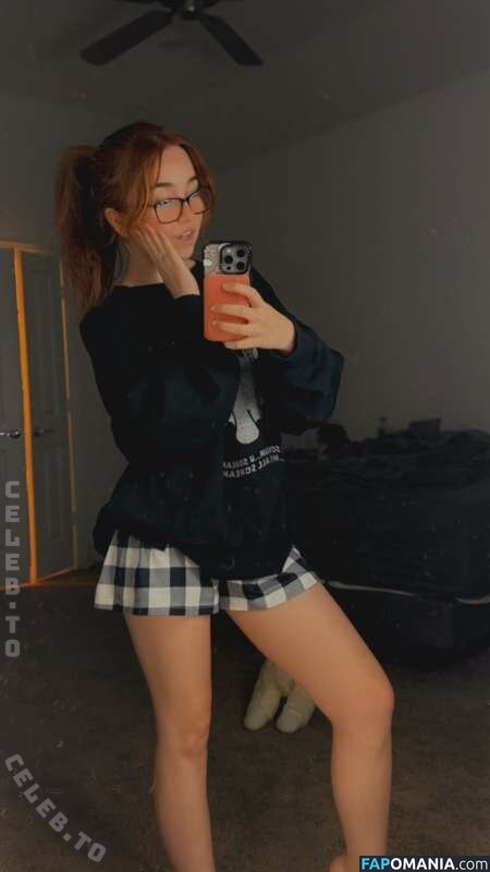 Lyssaurora / https: Nahý OnlyFans  Uniklá fotka #362