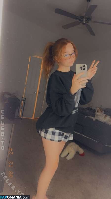 Lyssaurora / https: Nahý OnlyFans  Uniklá fotka #366