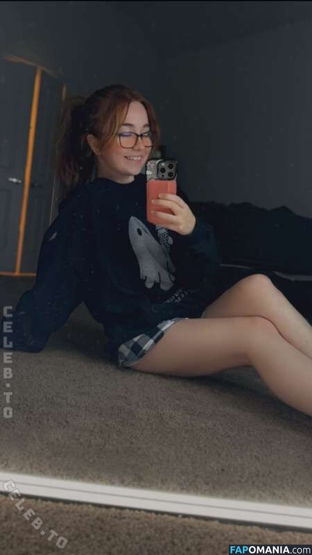Lyssaurora / https: Nahý OnlyFans  Uniklá fotka #369