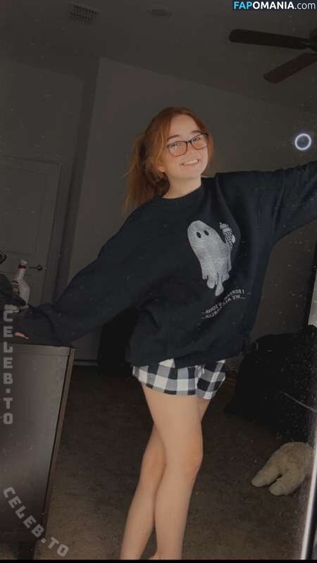 Lyssaurora / https: Nahý OnlyFans  Uniklá fotka #374