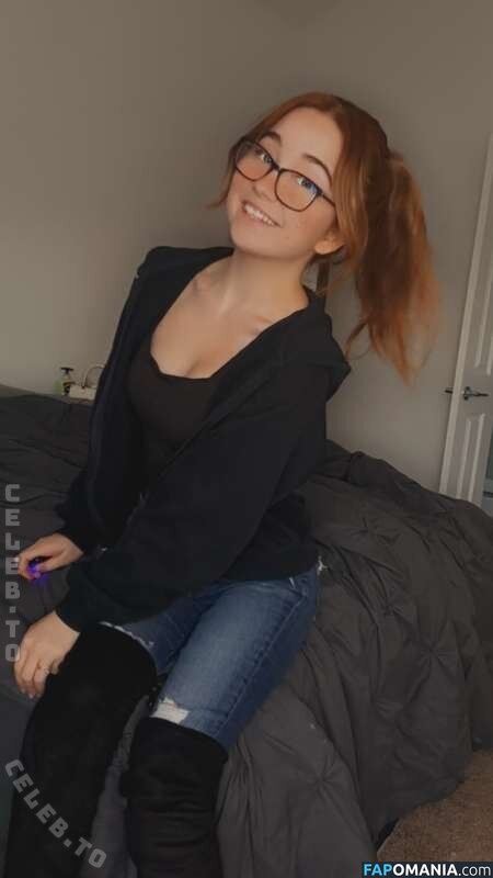 Lyssaurora / https: Nahý OnlyFans  Uniklá fotka #384