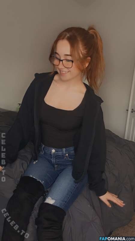 Lyssaurora / https: Nahý OnlyFans  Uniklá fotka #393