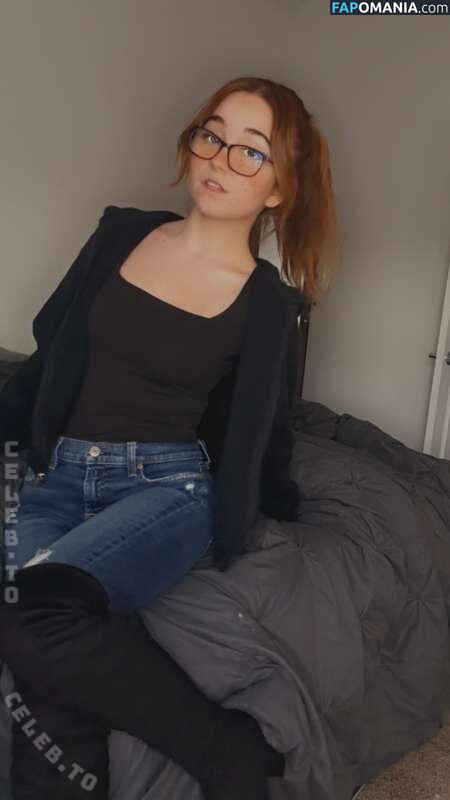 Lyssaurora / https: Nahý OnlyFans  Uniklá fotka #394