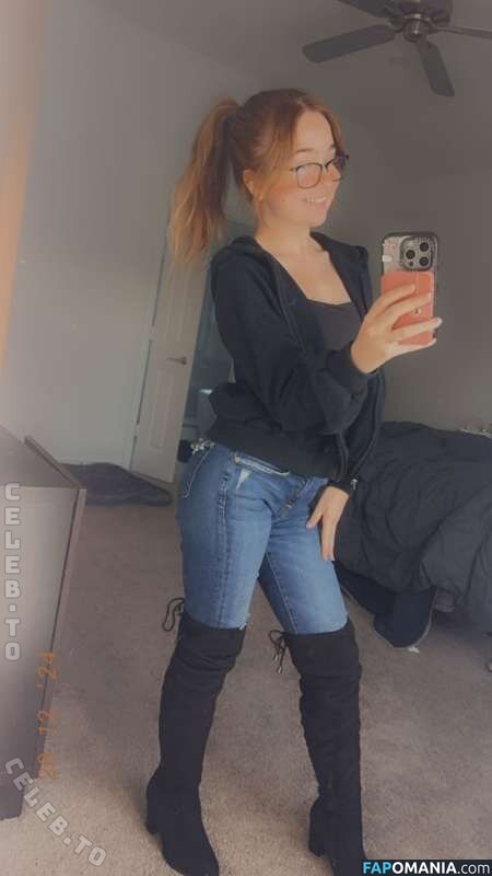 Lyssaurora / https: Nahý OnlyFans  Uniklá fotka #396