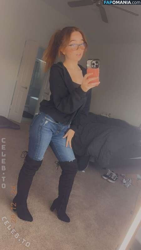 Lyssaurora / https: Nahý OnlyFans  Uniklá fotka #397