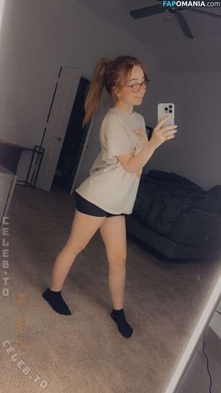 Lyssaurora / https: Nahý OnlyFans  Uniklá fotka #423