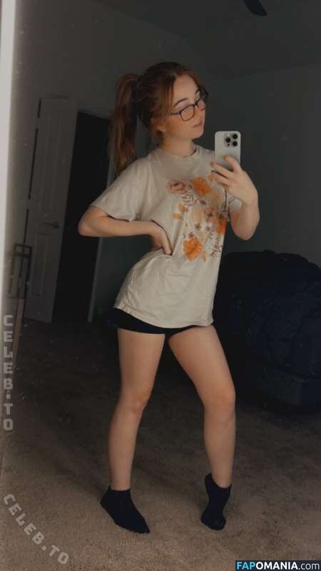 Lyssaurora / https: Nahý OnlyFans  Uniklá fotka #431