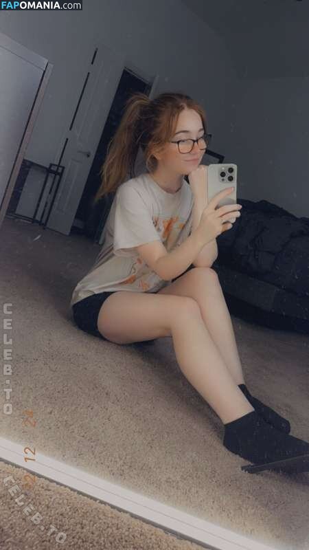 Lyssaurora / https: Nahý OnlyFans  Uniklá fotka #435