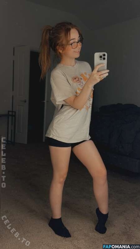 Lyssaurora / https: Nahý OnlyFans  Uniklá fotka #437