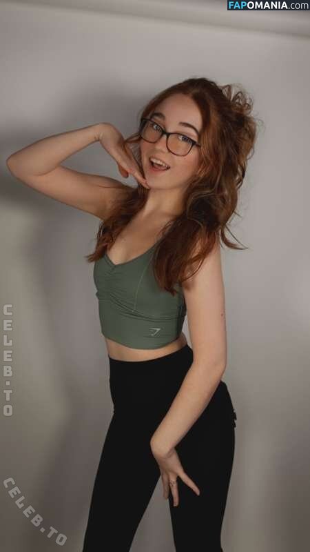 Lyssaurora / https: Nahý OnlyFans  Uniklá fotka #505