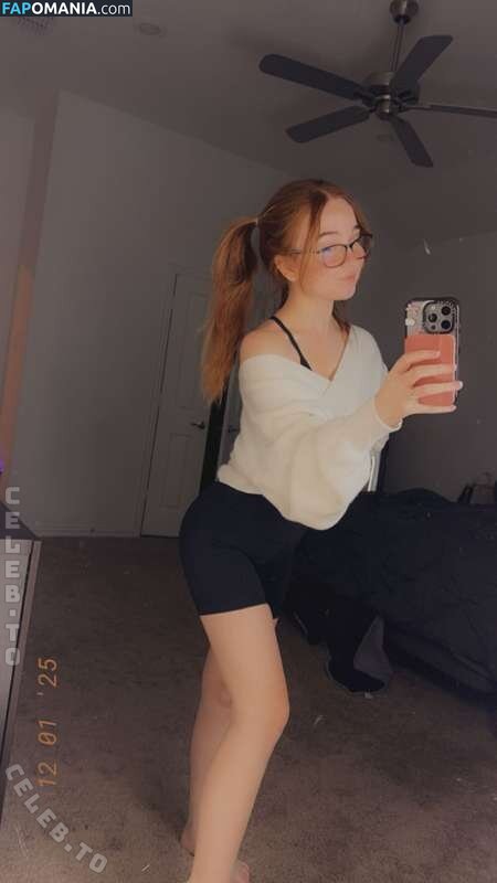 Lyssaurora / https: Nahý OnlyFans  Uniklá fotka #523