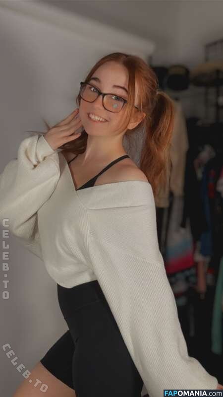 Lyssaurora / https: Nahý OnlyFans  Uniklá fotka #524