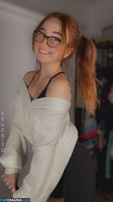 Lyssaurora / https: Nahý OnlyFans  Uniklá fotka #529