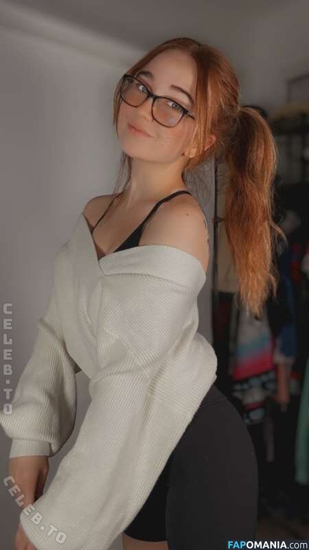 Lyssaurora / https: Nahý OnlyFans  Uniklá fotka #534
