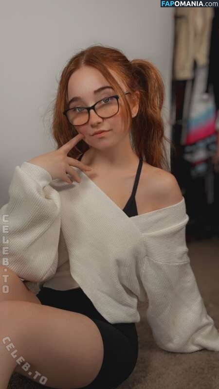 Lyssaurora / https: Nahý OnlyFans  Uniklá fotka #538