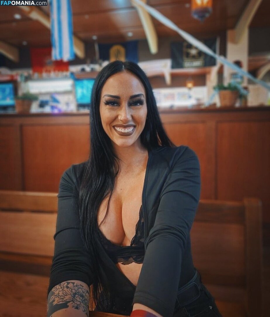 M_mortisha / https: / modern.mortisha Nahý OnlyFans  Uniklá fotka #15