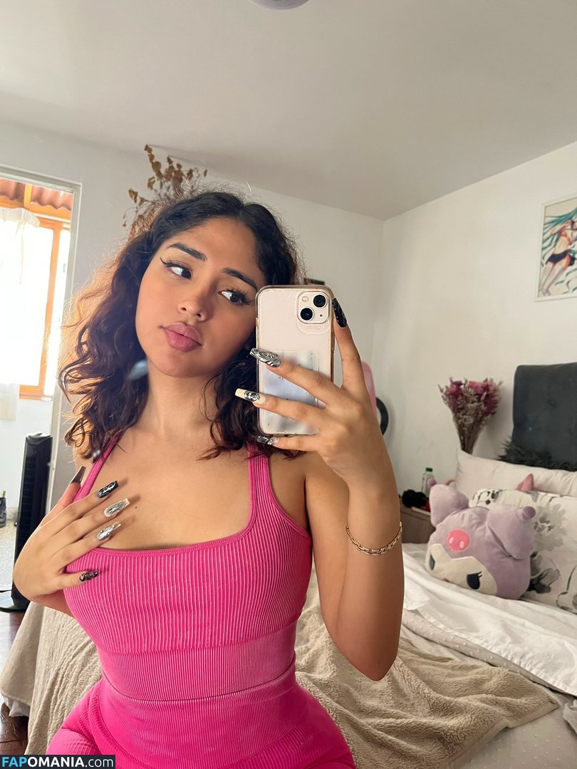 mademoiselle.gia / mademoisellegia / peruvianputa Nahý OnlyFans  Uniklá fotka #9