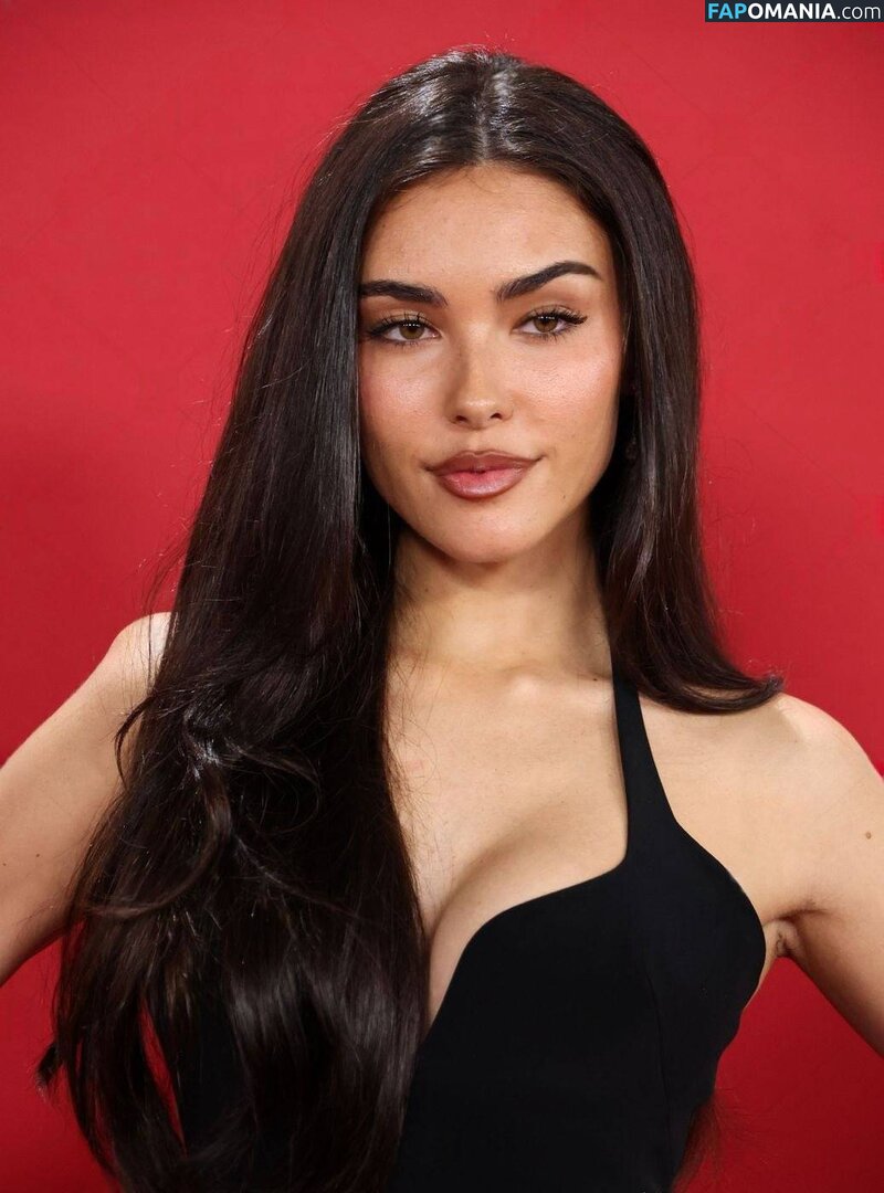 Madison Beer / madisonbeer Nahý OnlyFans  Uniklá fotka #38