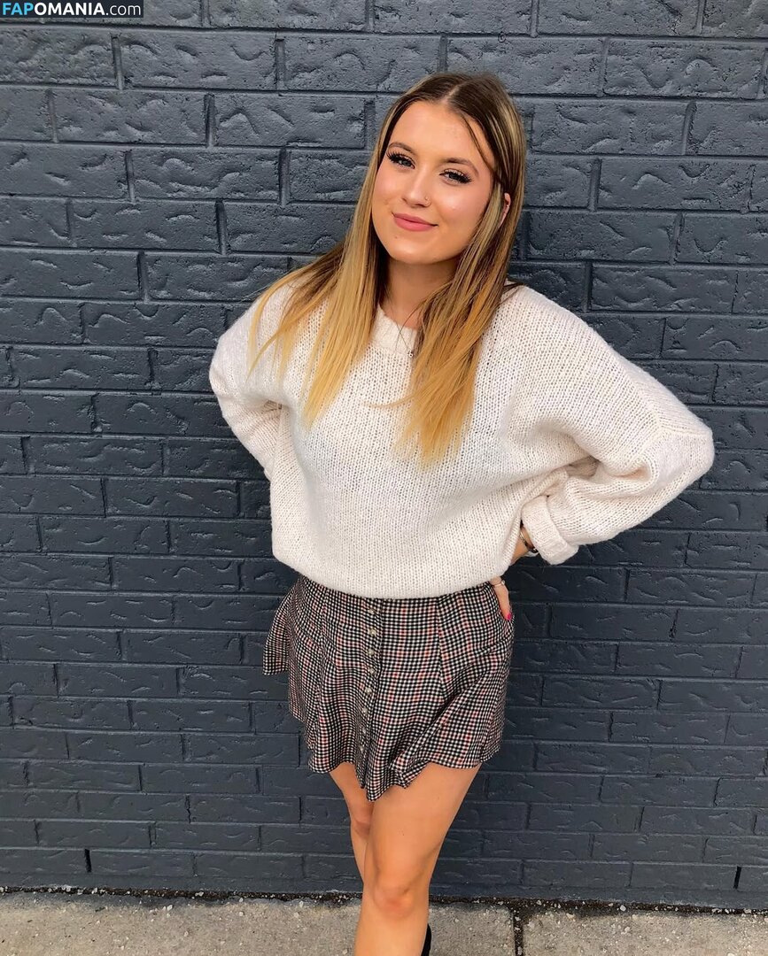 Madisun Sullivan / https: / madisunsky3 / madisunsullivan Nahý OnlyFans  Uniklá fotka #34