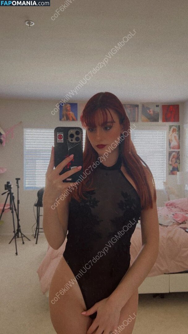 Magazine.rooster / Maggie Roscher Nahý OnlyFans  Uniklá fotka #16