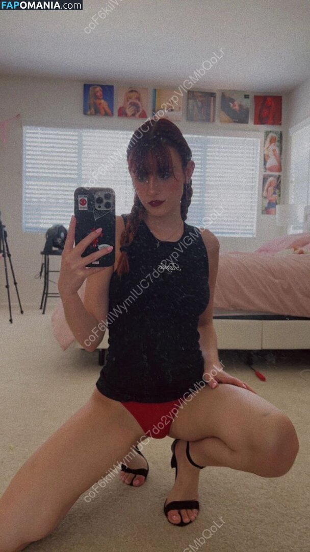 Magazine.rooster / Maggie Roscher Nahý OnlyFans  Uniklá fotka #18