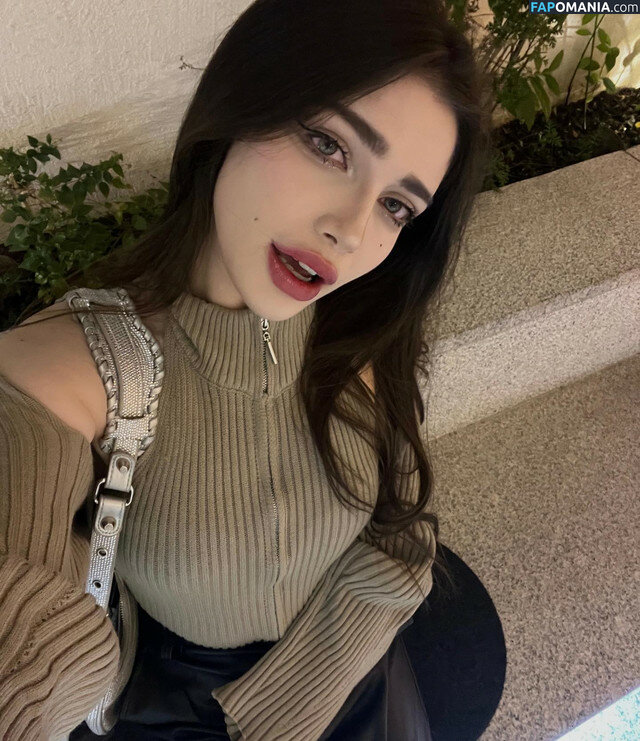 Mahiye Selin / selin.egmn / selin.z Nahý OnlyFans  Uniklá fotka #17