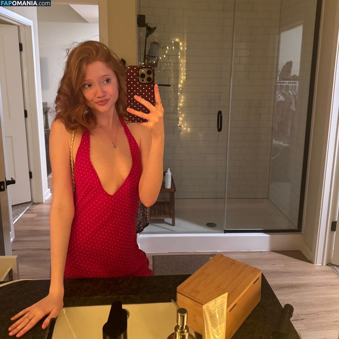 Makenna Kelly  / Makenna Kelly / Lifewithmak / lifewithmak2005 Nahý OnlyFans  Uniklá fotka #1