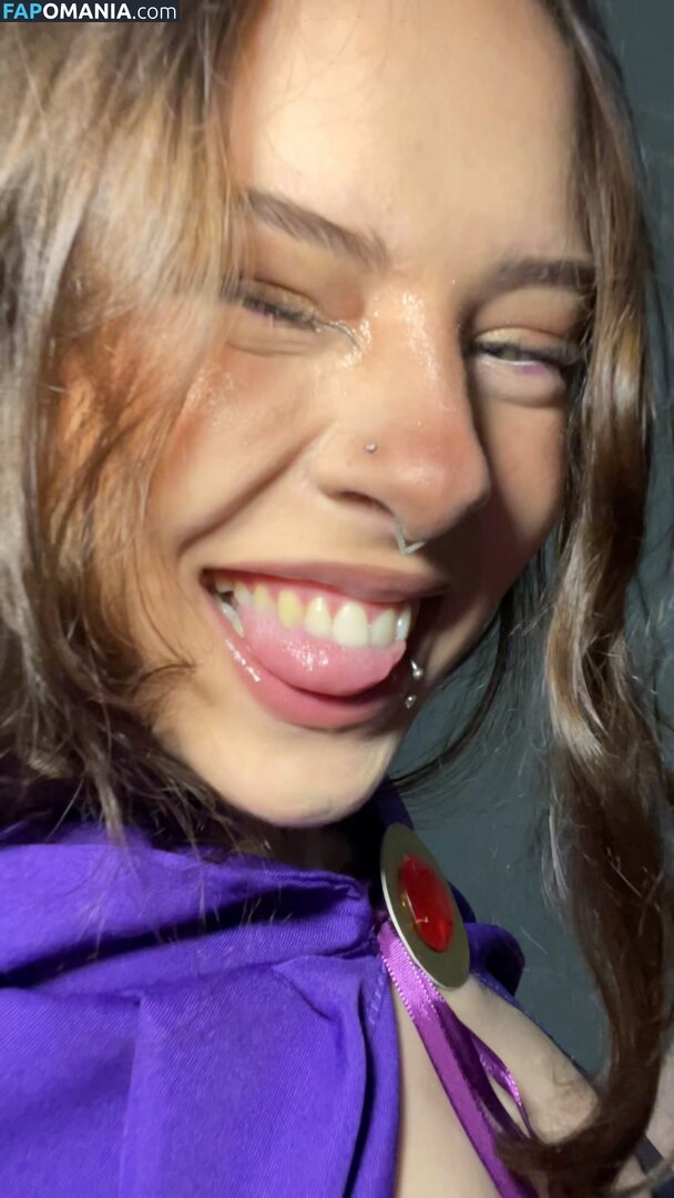 Malu Paris / maluparis Nahý OnlyFans  Uniklá fotka #4