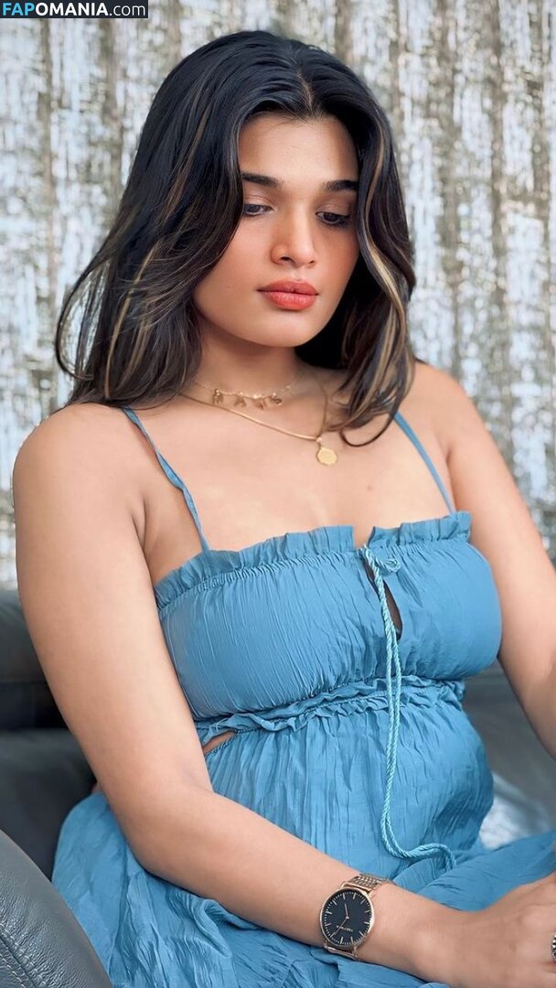 Mansi Suravase Nahý OnlyFans  Uniklá fotka #3