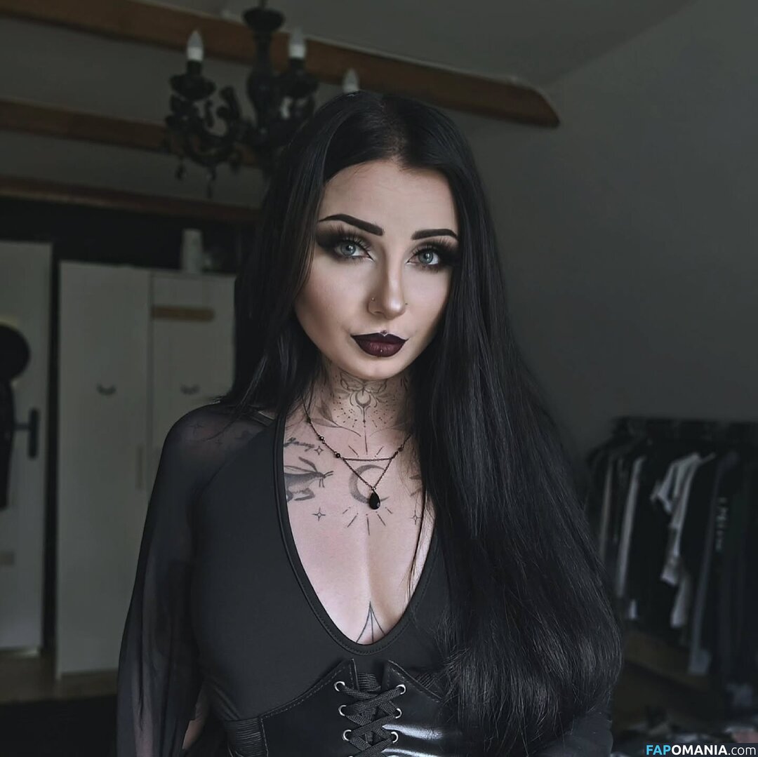 Marciasrarcia / Marta M. Nahý OnlyFans  Uniklá fotka #1