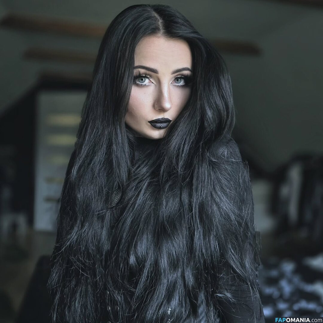 Marciasrarcia / Marta M. Nahý OnlyFans  Uniklá fotka #13