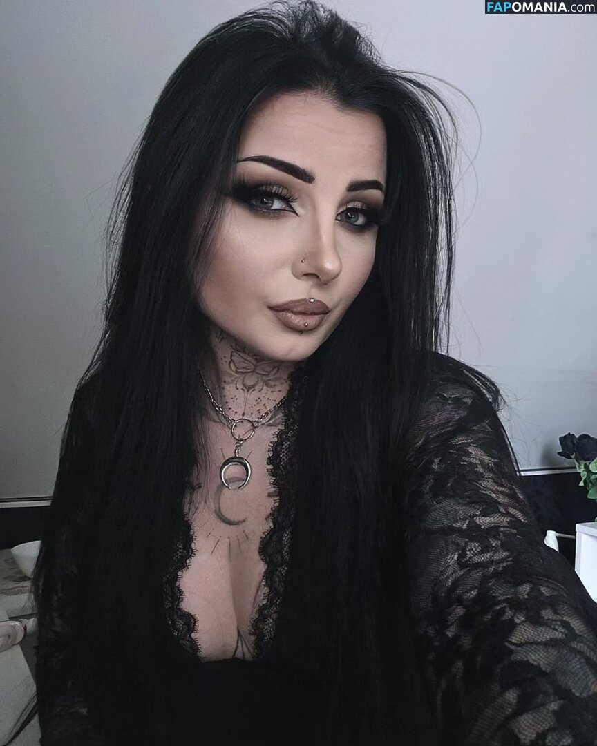 Marciasrarcia / Marta M. Nahý OnlyFans  Uniklá fotka #22