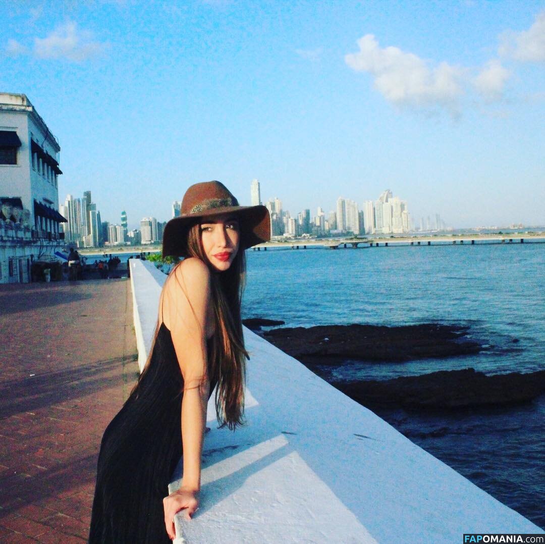 Mariana Morera Vivas / diariodeunmono / https: / m.jmorera Nahý OnlyFans  Uniklá fotka #18
