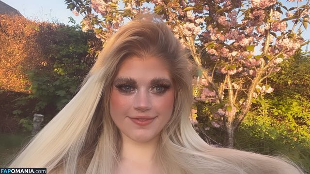 Marina Joyce / marinamewmeow Nahý OnlyFans  Uniklá fotka #9