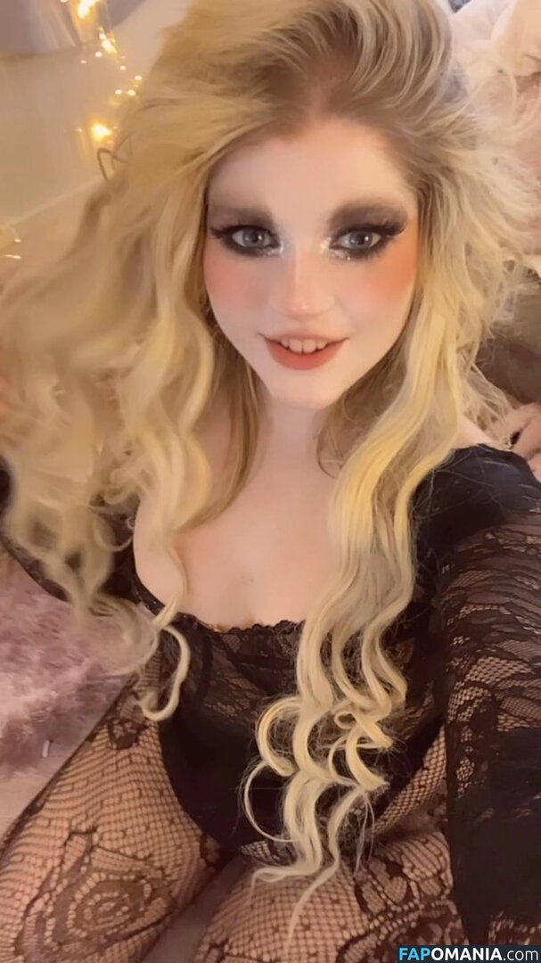 Marina Joyce / marinamewmeow Nahý OnlyFans  Uniklá fotka #13