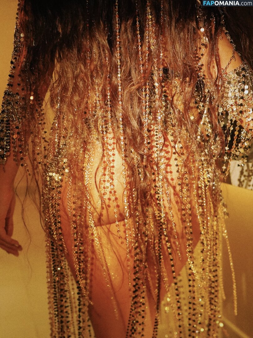 Marina Sena / amarinasena / vic_do_only Nahý OnlyFans  Uniklá fotka #360