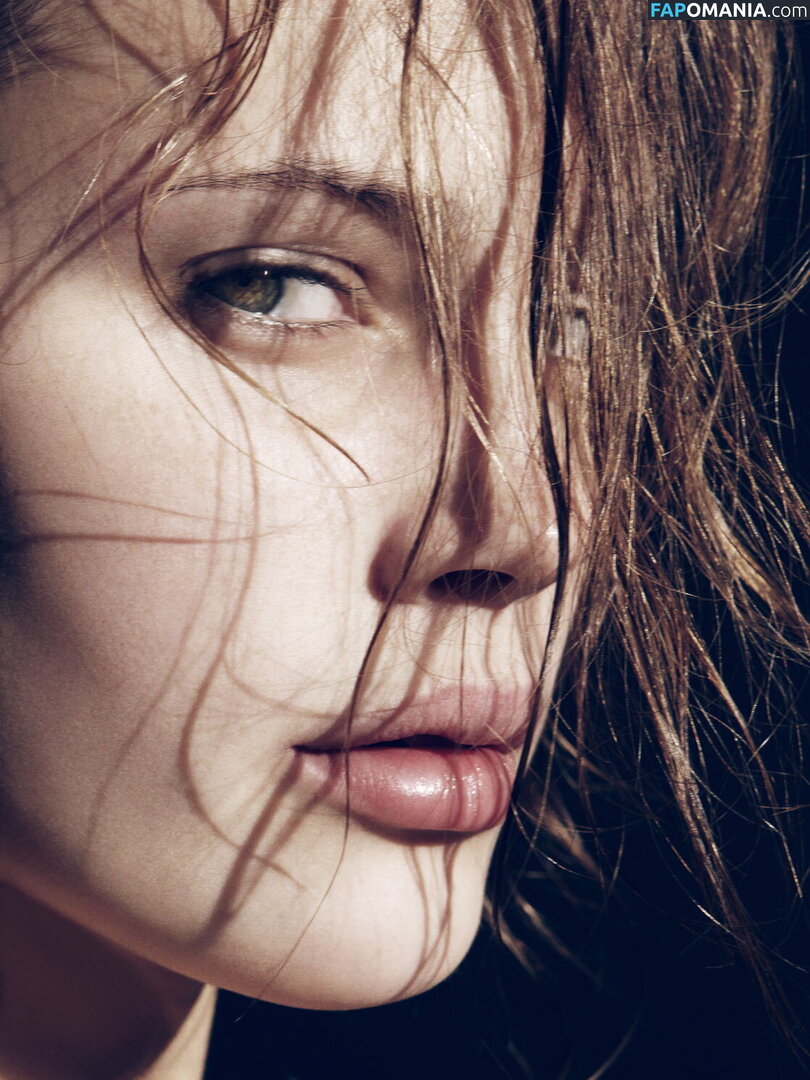 Marine Vacth / https: / marine_vacth / marinvacth Nahý OnlyFans  Uniklá fotka #2