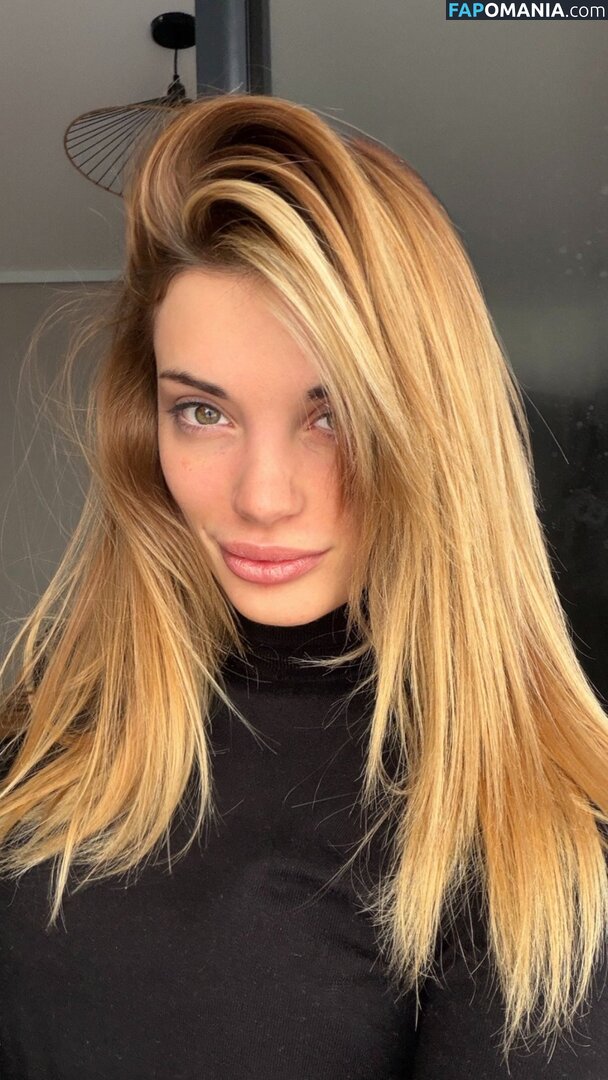 Martina Ragozza / https: / martinaragozza Nahý OnlyFans  Uniklá fotka #19